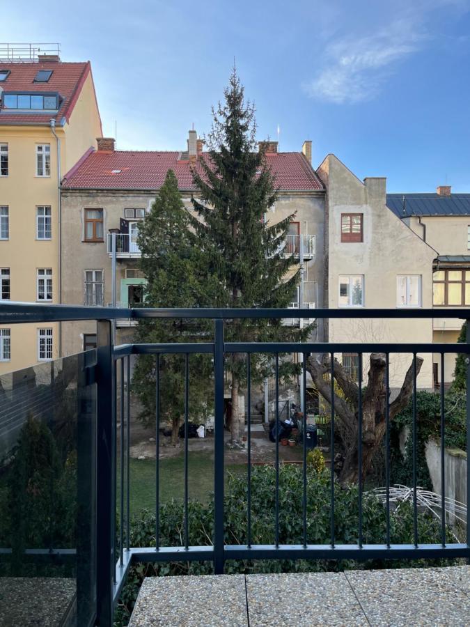 Elegant Escape Apartment II - City Centre Bratislava Exterior photo